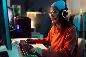 Exploring A Rising Platform in the Online Gaming Scene
