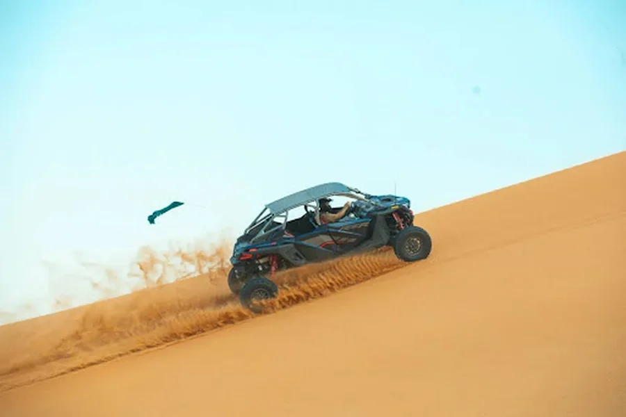 Buggy vs 4x4 Why Buggies Rule Dubai’s Dunes